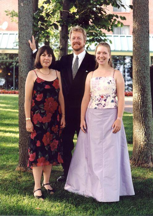 Heather, Paul & Sam, Aug/2002